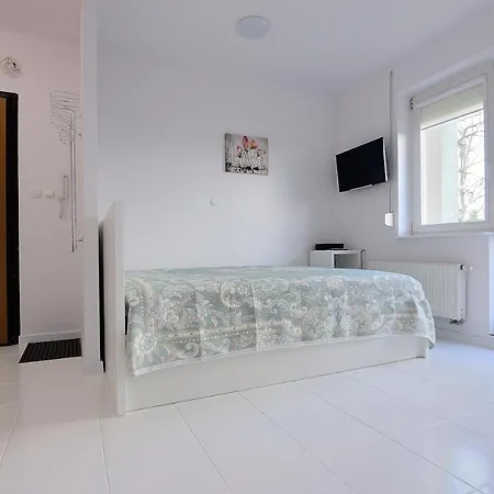 Atrakcyjne Studio Z Tarasem Victus W Sopocie By Noclegi Renters דירה